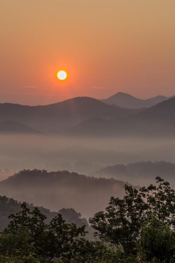 Villa Heavenly Horizon Retreat Gatlinburg Mountain View Extérieur photo